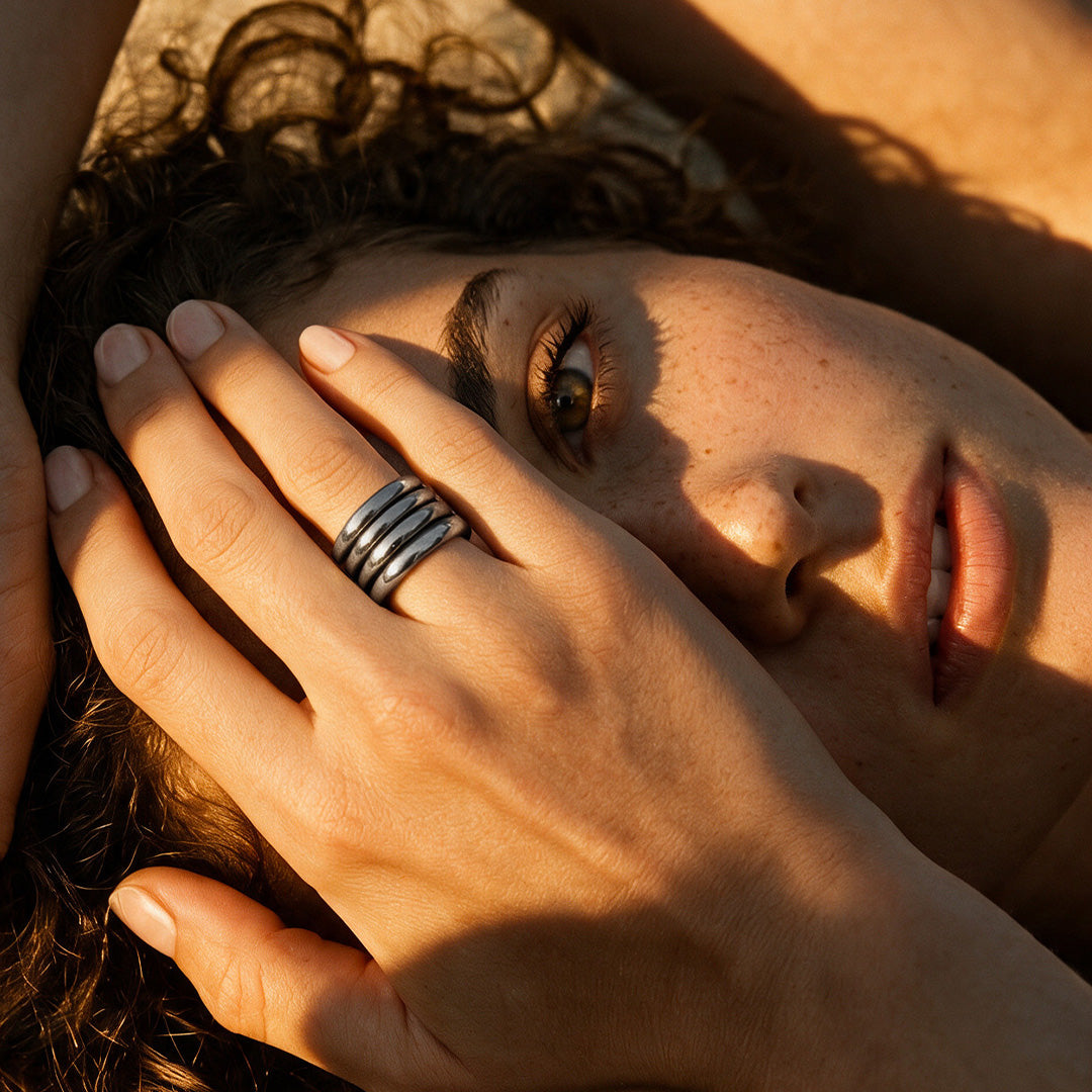 Black Classic Ring