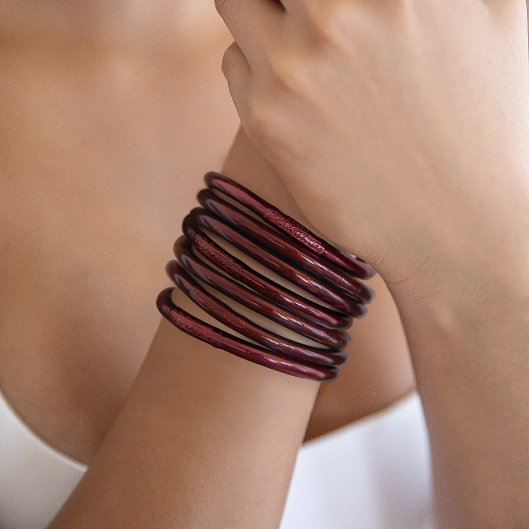 Black Red Classic Bangle