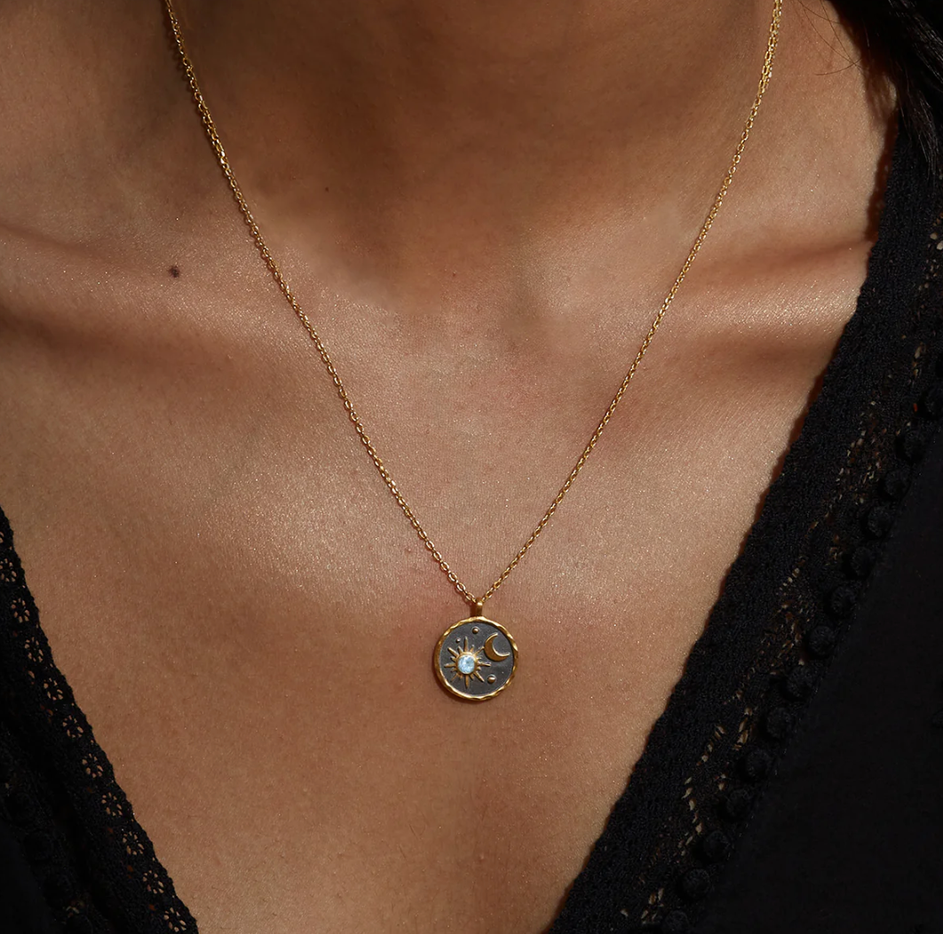 Collar Celestial con Piedra del Mes de Marzo